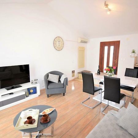 Apartment Vita Vodnjan Ngoại thất bức ảnh