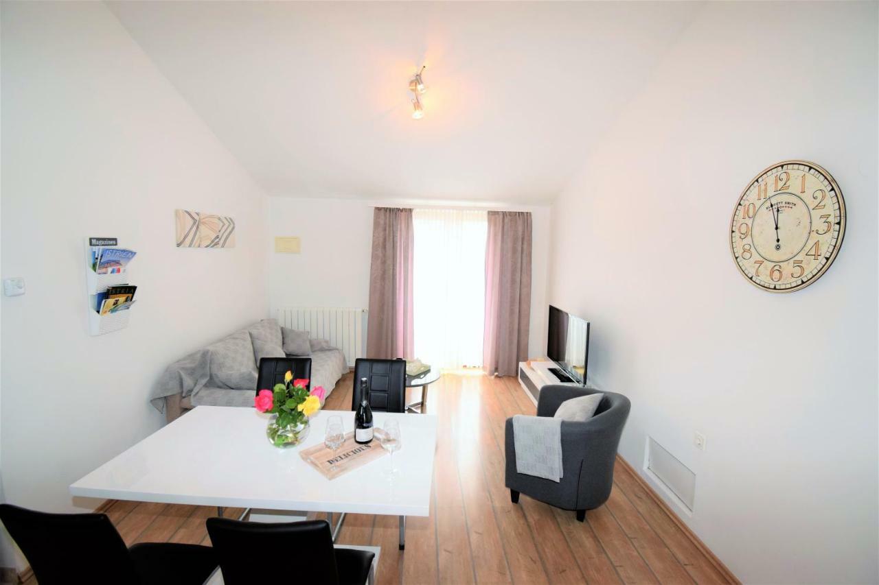 Apartment Vita Vodnjan Ngoại thất bức ảnh